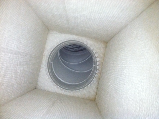 clean encapsulated ductwork with duct cleaning services